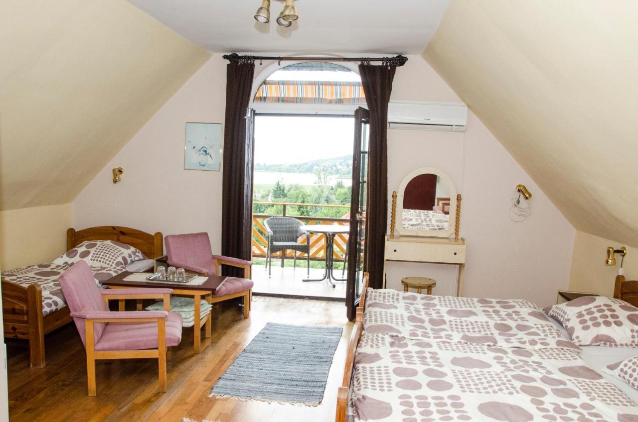 Pigal Panzio Bed and Breakfast Badacsonyörs Buitenkant foto